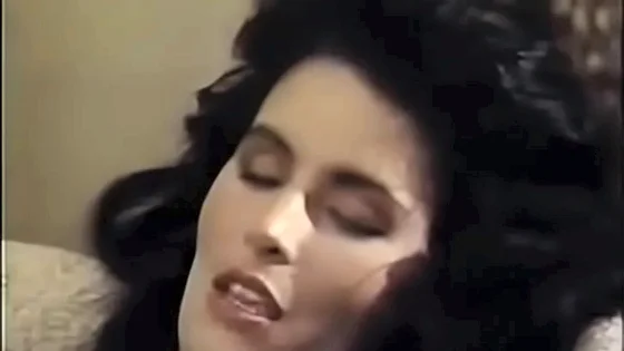 Vintage Raven interrcial