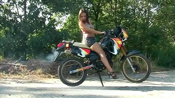 Enduro Dirtbike Clips Trailer full show Bikes babes revving Vintage 2-stroke
