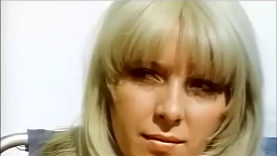 Angela - Körper in Ektase